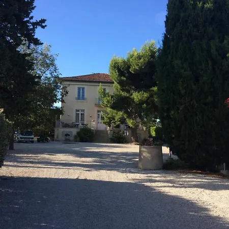 Castel Mireio Bed & Breakfast